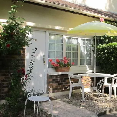 Acostel Szálloda Meaux