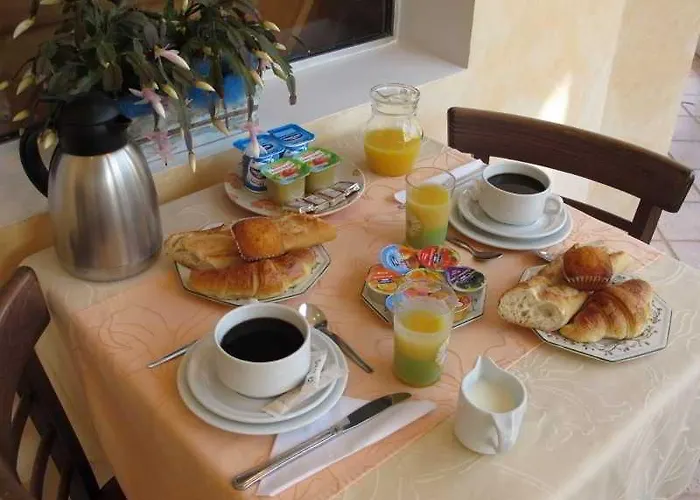 מלון Acostel מו