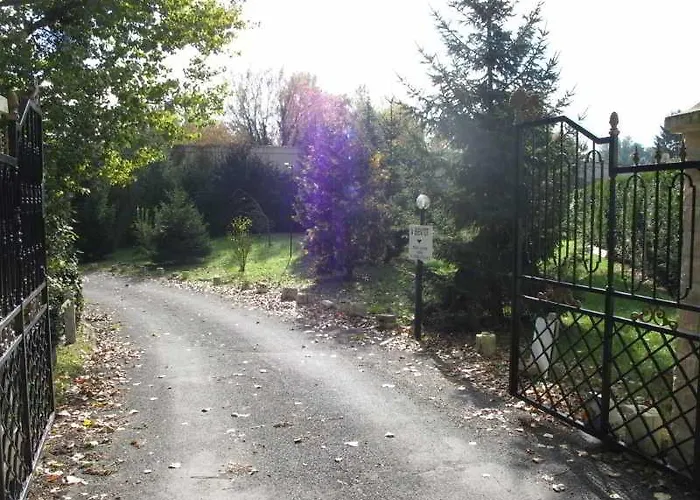 מלון Acostel מו