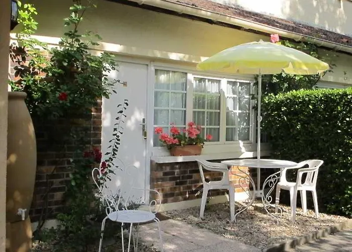 Acostel מלון מו