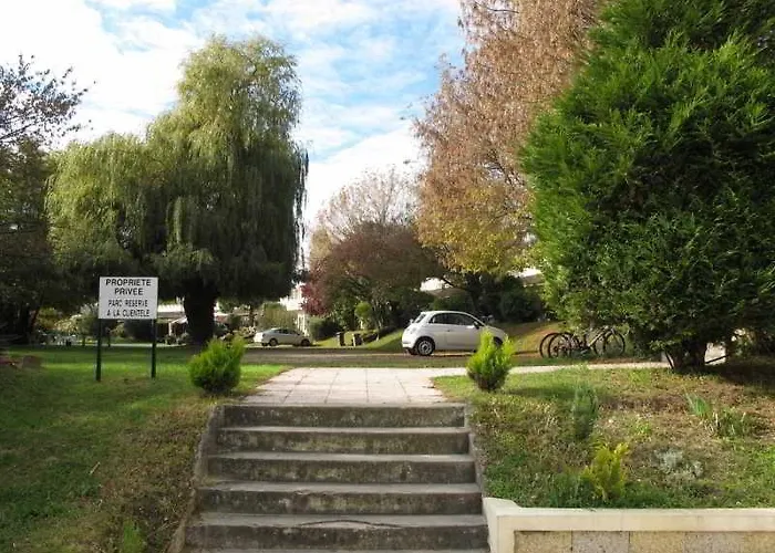 Acostel ホテル 3*